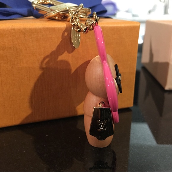*SOLD* Louis Vuitton vivienne bag charm - Picture 4 of 8